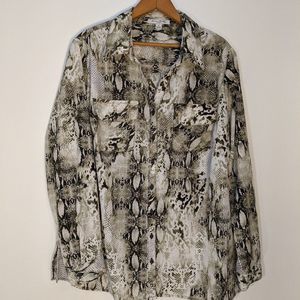 Studio Works Snake Skin Print Button Up Size 1X
